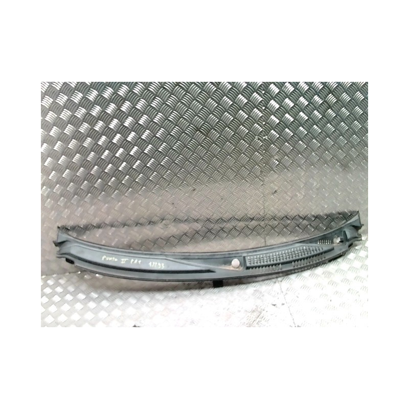 Baie de pare brise FIAT PUNTO 2 PHASE 1 d’occasion