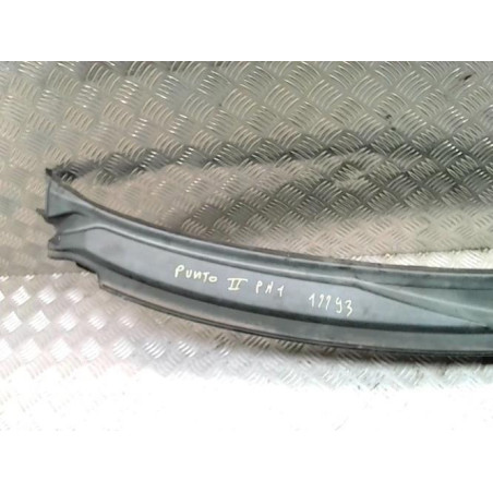 Baie de pare brise FIAT PUNTO 2 PHASE 1 d’occasion