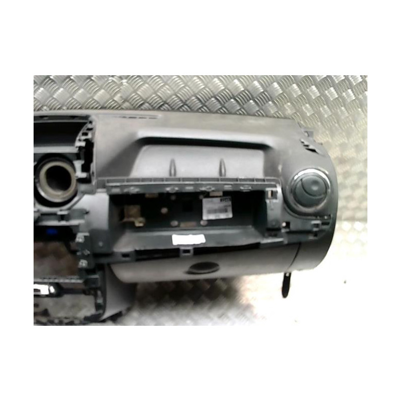 Tableau de bord DACIA DUSTER 1 PHASE 2 d’occasion