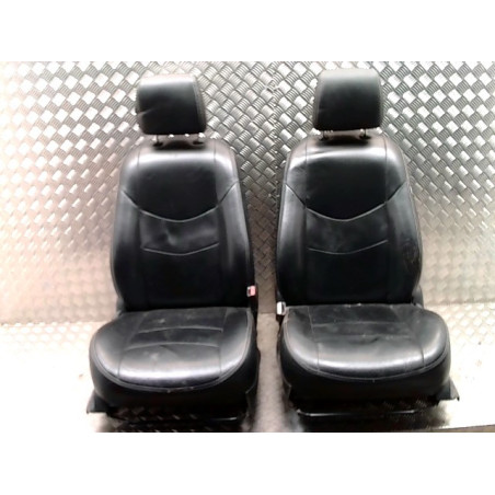 Interieur complet TOYOTA URBAN CRUISER d’occasion
