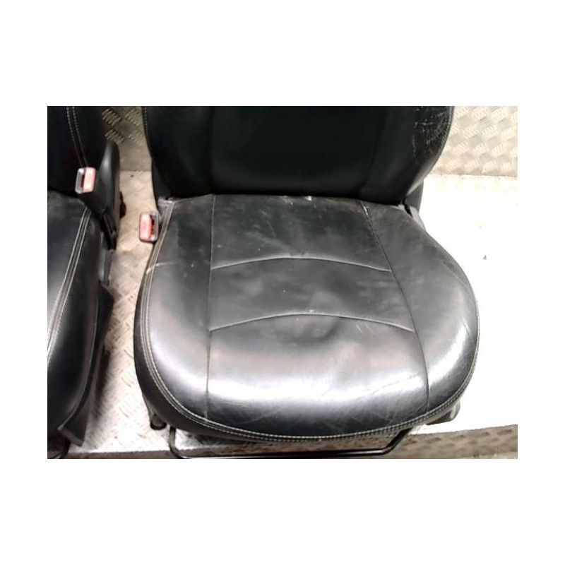 Interieur complet TOYOTA URBAN CRUISER d’occasion