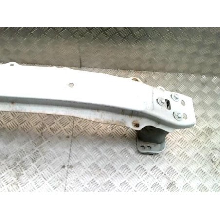 Renfort pare choc avant (traverse) TOYOTA URBAN CRUISER d’occasion