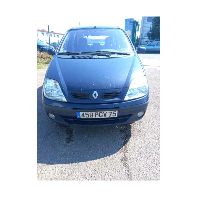Pare choc avant RENAULT SCENIC 1 PHASE 2 d’occasion