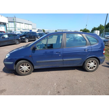 Pare choc avant RENAULT SCENIC 1 PHASE 2 d’occasion