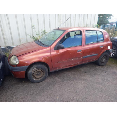 Crochet de remorquage RENAULT CLIO 2 PHASE 1 d’occasion