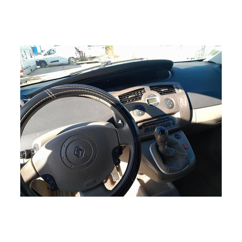 Crochet de remorquage RENAULT SCENIC 2 PHASE 1 d’occasion
