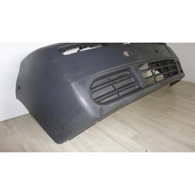 Pare choc avant OPEL VIVARO 1 PHASE 1 d’occasion