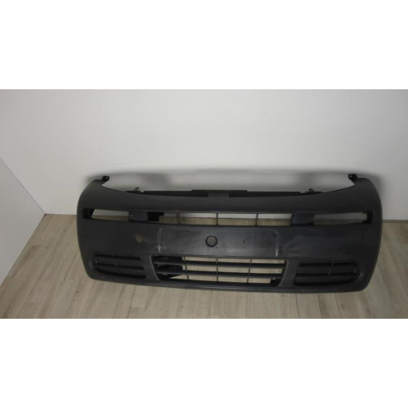 Pare choc avant OPEL VIVARO 1 PHASE 1 d’occasion