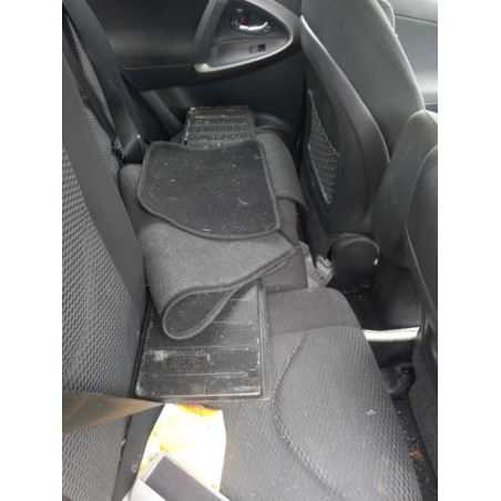 Ceinture avant gauche TOYOTA RAV4 3 PHASE 3 d’occasion