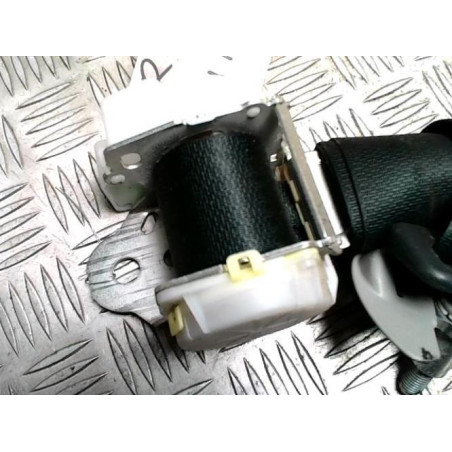 Ceinture arriere gauche TOYOTA RAV4 3 PHASE 3 d’occasion