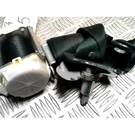 Ceinture arriere gauche TOYOTA RAV4 3 PHASE 3 d’occasion