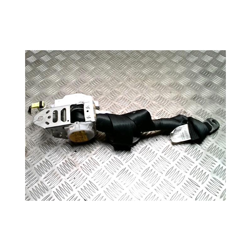 Ceinture avant droit TOYOTA RAV4 3 PHASE 3 d’occasion