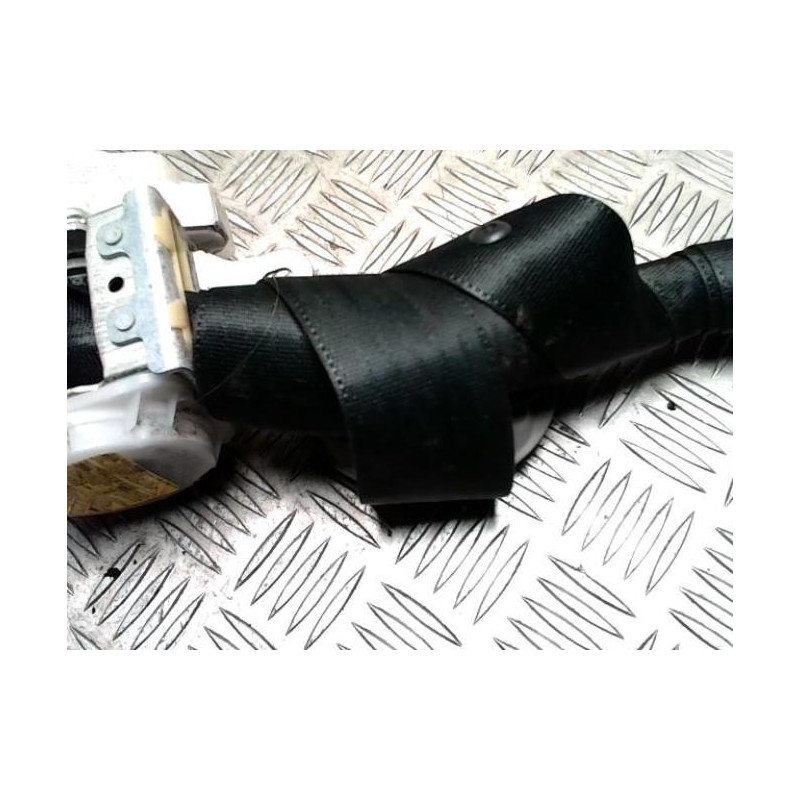 Ceinture avant droit TOYOTA RAV4 3 PHASE 3 d’occasion