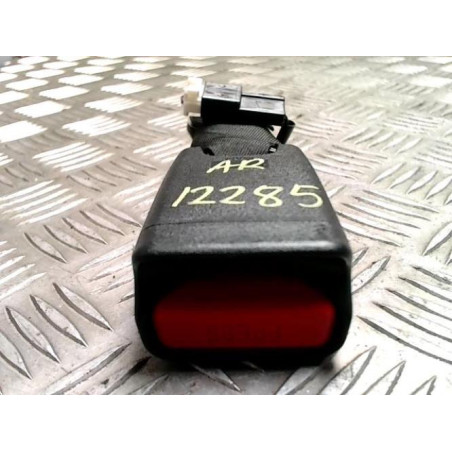 Attache ceinture arriere centrale CITROEN C1 2 d’occasion