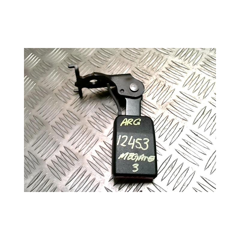 Attache ceinture arriere gauche RENAULT MEGANE 3 PHASE 1 COUPE d’occasion