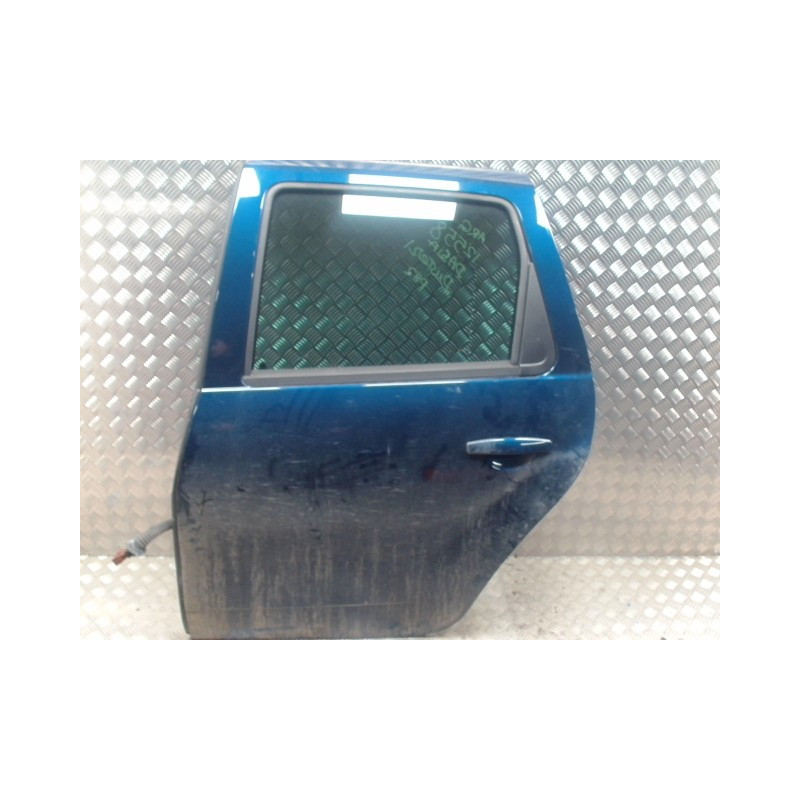 Porte arriere gauche DACIA DUSTER 1 PHASE 2 d’occasion