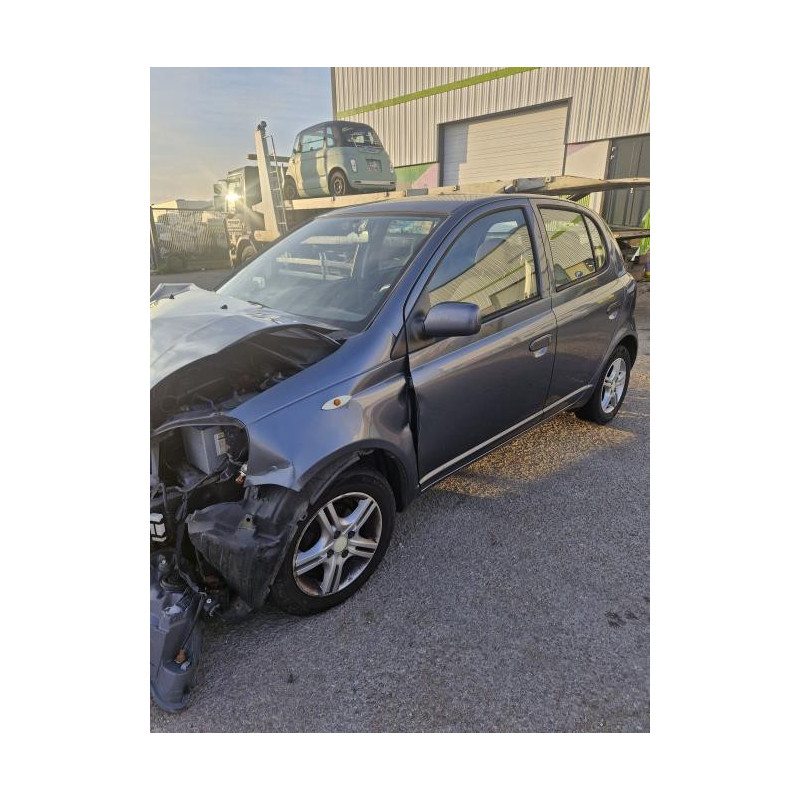 Feu arriere principal gauche (feux) TOYOTA YARIS 1 PHASE 2 d’occasion