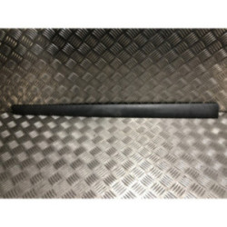 Baguette de porte avant gauche FORD FIESTA 5 PHASE 1 d’occasion