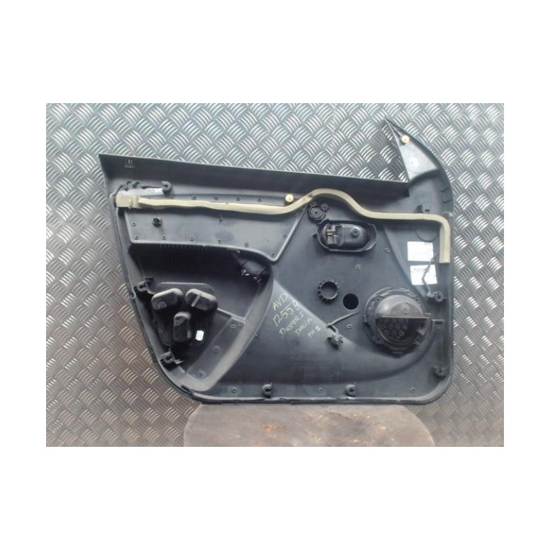 Panneau de porte avant droit DACIA DUSTER 1 PHASE 2 d’occasion