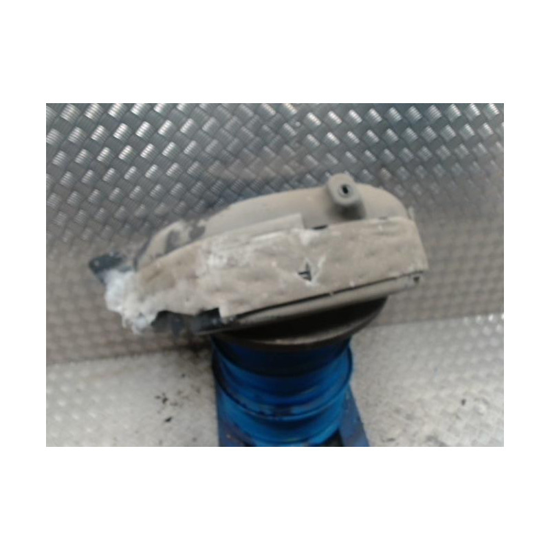 Pare boue arriere droit RENAULT CLIO 3 PHASE 1 BREAK d’occasion