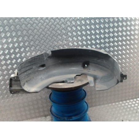 Pare boue arriere droit RENAULT CLIO 3 PHASE 1 BREAK d’occasion
