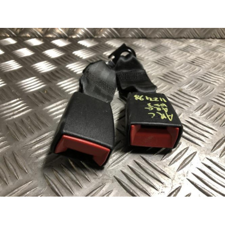 Attache ceinture arriere centrale DS DS3 PHASE 2 d’occasion
