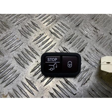Bouton de coffre MERCEDES CLASSE GLB 247 d’occasion