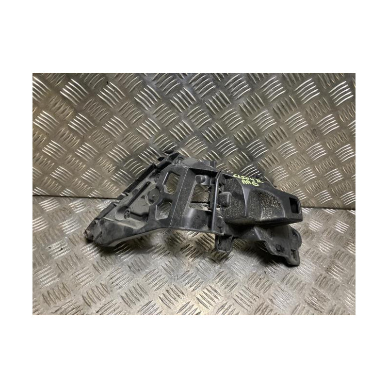Support de pare chocs arriere RENAULT CLIO 4 PHASE 2 d’occasion
