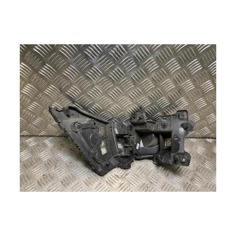 Support de pare chocs arriere RENAULT CLIO 4 PHASE 2 d’occasion