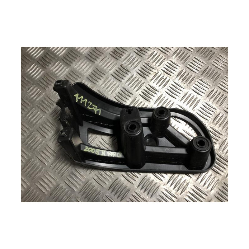 Support de pare chocs arriere PEUGEOT 2008 2 d’occasion