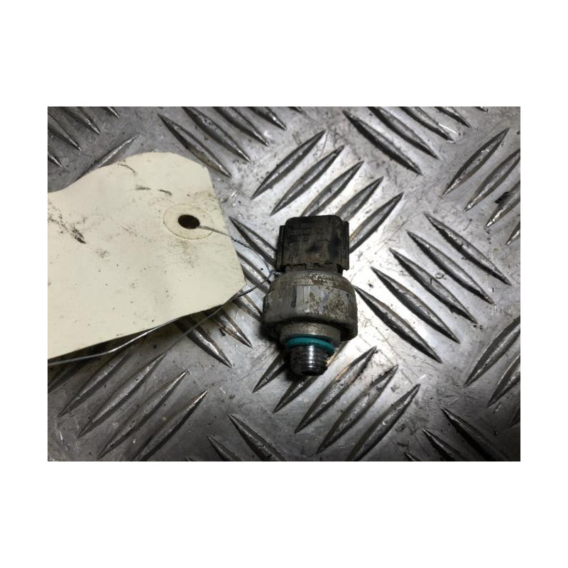 Pressostat de climatisation Renault CLIO 1.5 ENERGY DCI - 75 d’occasion