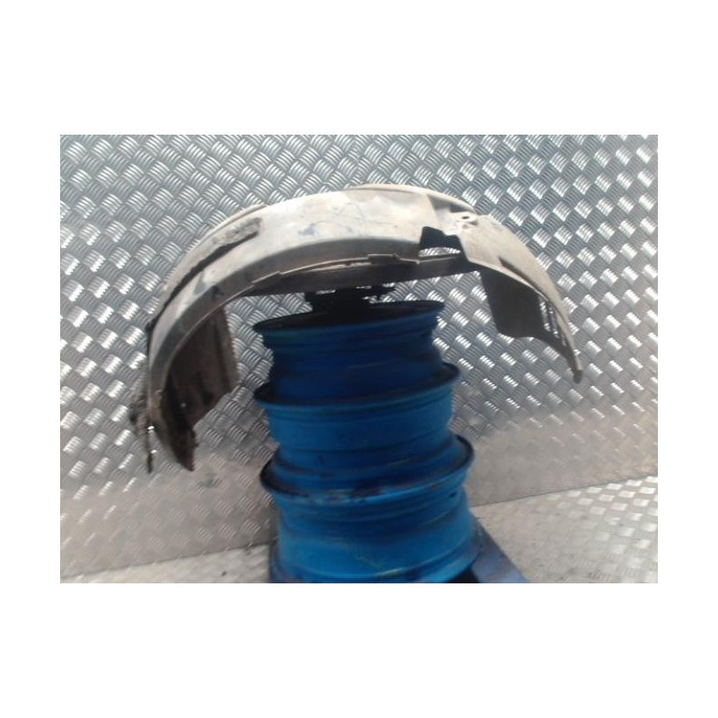 Pare boue avant droit FORD FIESTA 6 PHASE 1 d’occasion