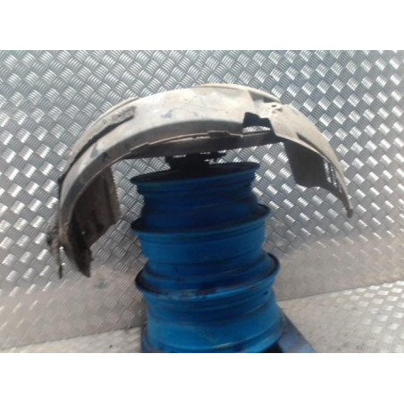 Pare boue avant droit FORD FIESTA 6 PHASE 1 d’occasion