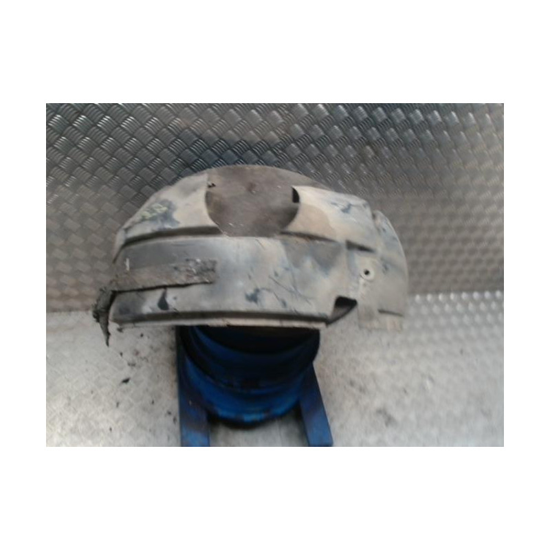 Pare boue avant droit FORD FIESTA 6 PHASE 1 d’occasion