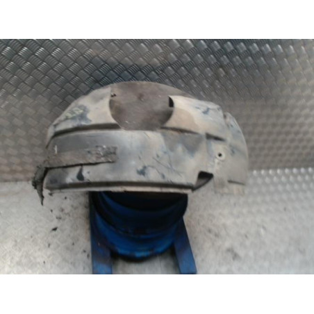 Pare boue avant droit FORD FIESTA 6 PHASE 1 d’occasion