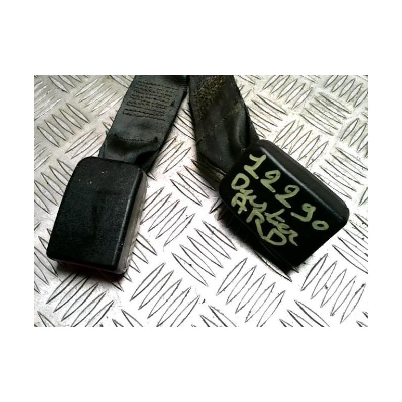 Attache ceinture arriere droit DACIA DUSTER 1 PHASE 1 d’occasion