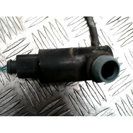 Pompe lave glace avant TOYOTA YARIS 2 PHASE 1 d’occasion