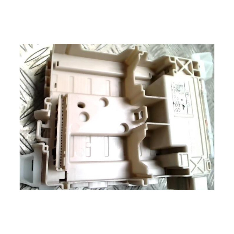 Porte fusible CITROEN C1 2 d’occasion