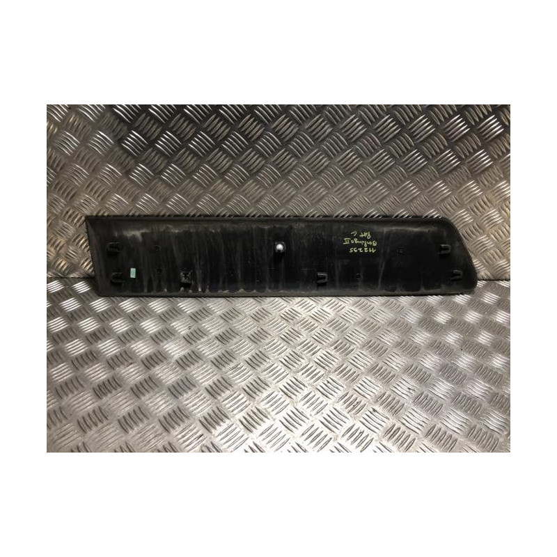 Baguette de porte arriere gauche  CITROEN BERLINGO 2 PHASE 3 d’occasion