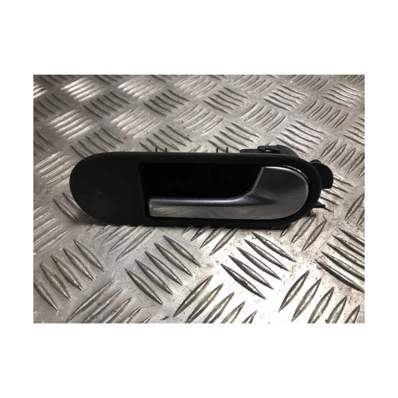 Poignee interieur avant droit VOLKSWAGEN GOLF PLUS PHASE 1 d’occasion