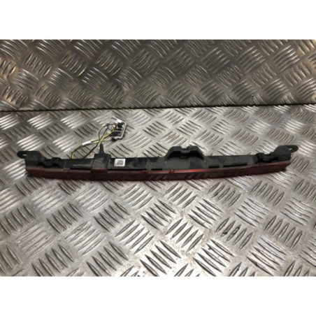 Feu arriere stop central MERCEDES CLASSE GLB 247 d’occasion