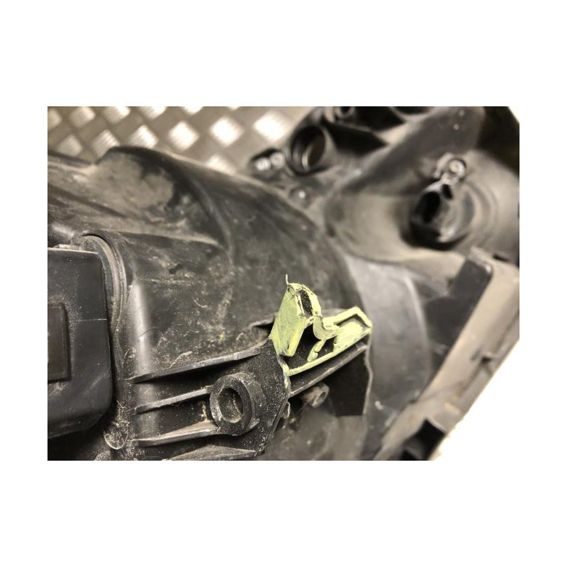 Optique avant principal gauche (feux)(phare) VOLKSWAGEN UP PHASE 1 d’occasion