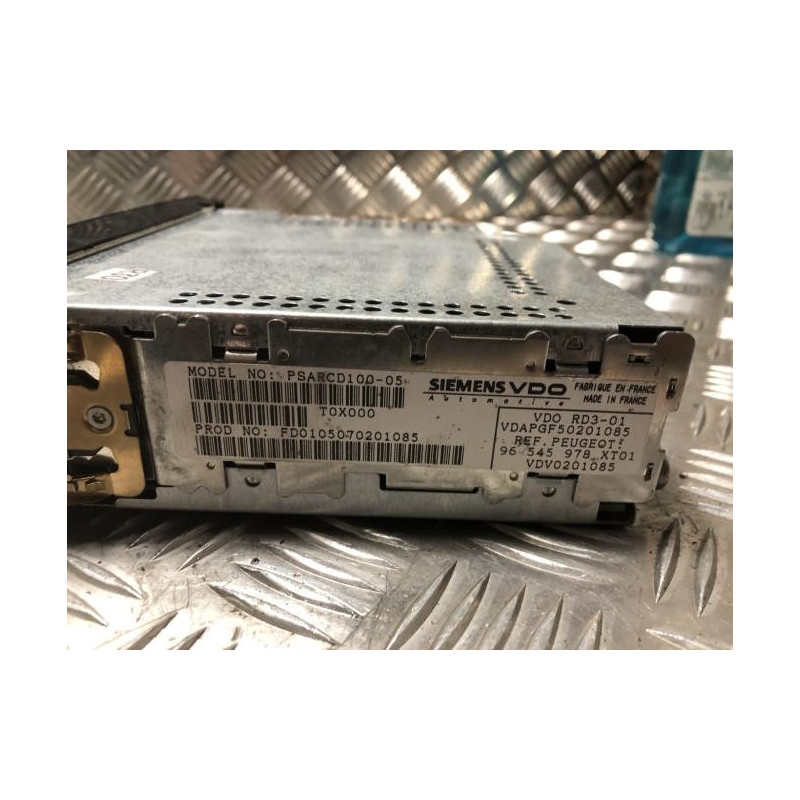 Autoradio d'origine PEUGEOT  d’occasion