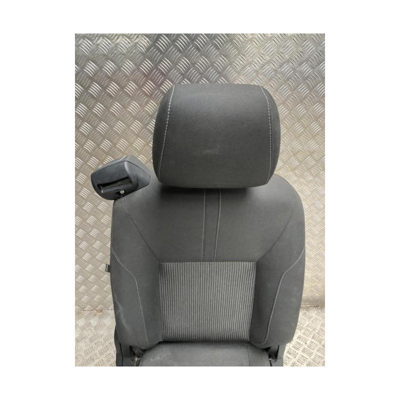 Siege avant droit FORD B-MAX d’occasion