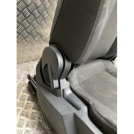 Siege avant droit FORD B-MAX d’occasion