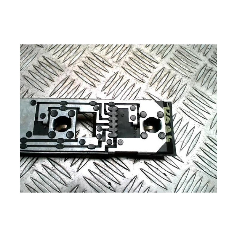 Platine feu arriere droit MINI MINI 1 R50/R53 PHASE 1 d’occasion