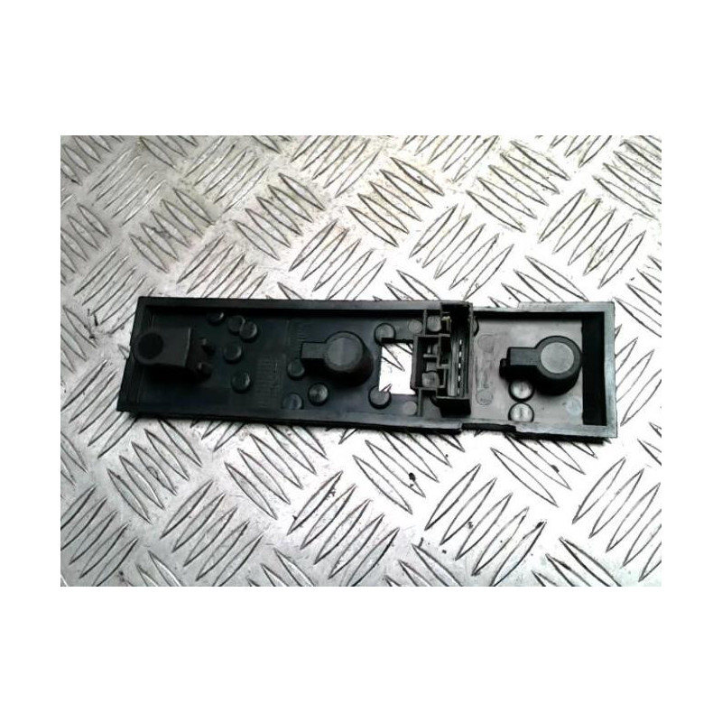 Platine feu arriere droit MINI MINI 1 R50/R53 PHASE 1 d’occasion