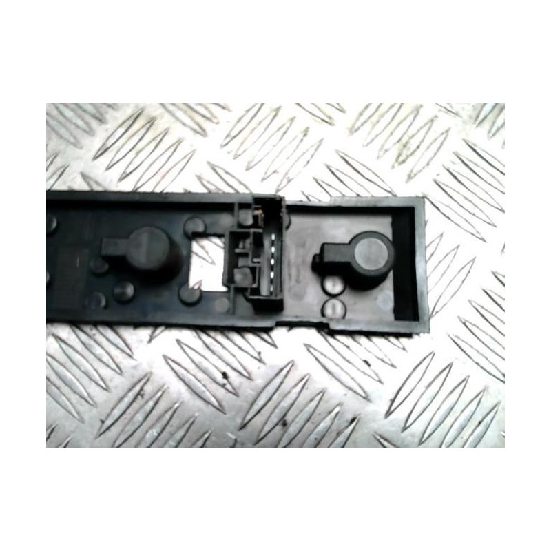 Platine feu arriere droit MINI MINI 1 R50/R53 PHASE 1 d’occasion