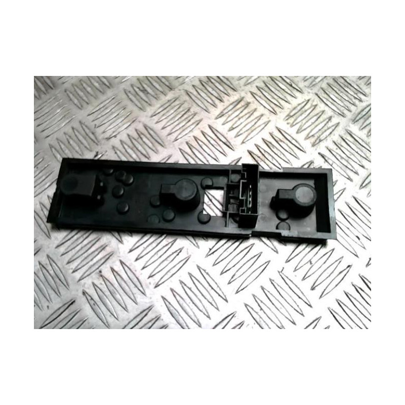 Platine feu arriere gauche MINI MINI 1 R50/R53 PHASE 1 d’occasion