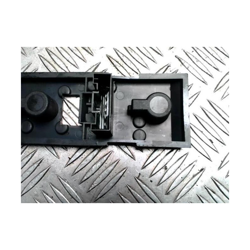 Platine feu arriere gauche MINI MINI 1 R50/R53 PHASE 1 d’occasion